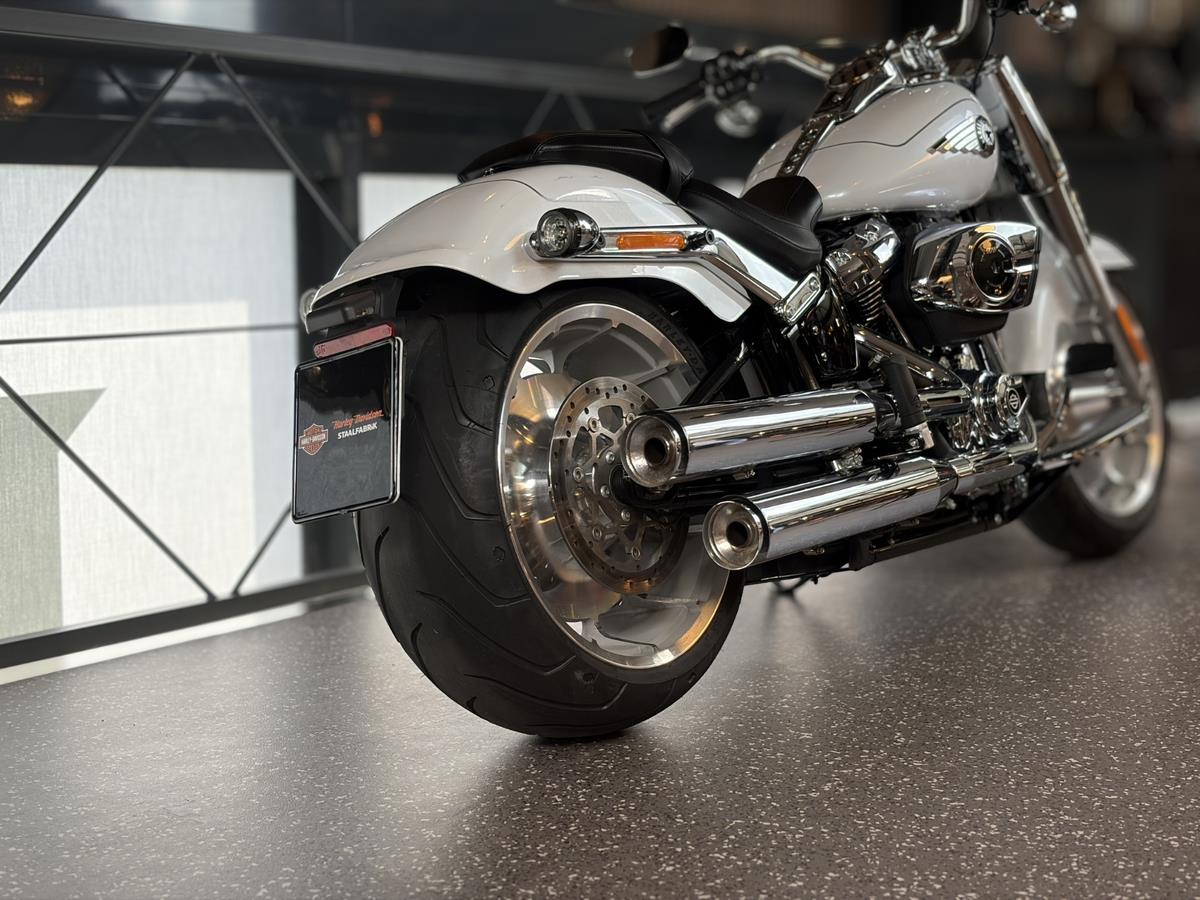 FLFB Softail Fat Boy 117  | SISSY BAR | 6.864 KM
