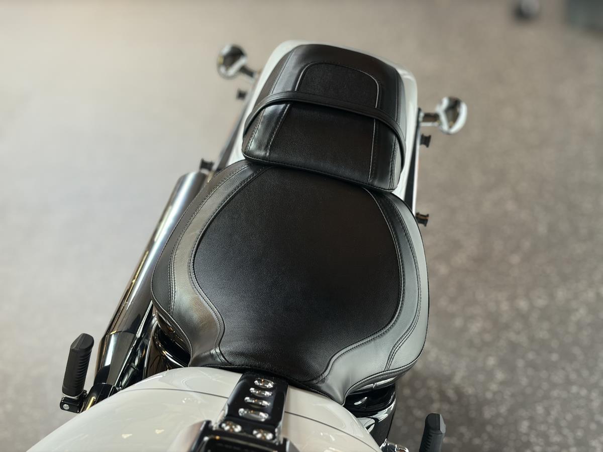 FLFB Softail Fat Boy 117  | SISSY BAR | 6.864 KM