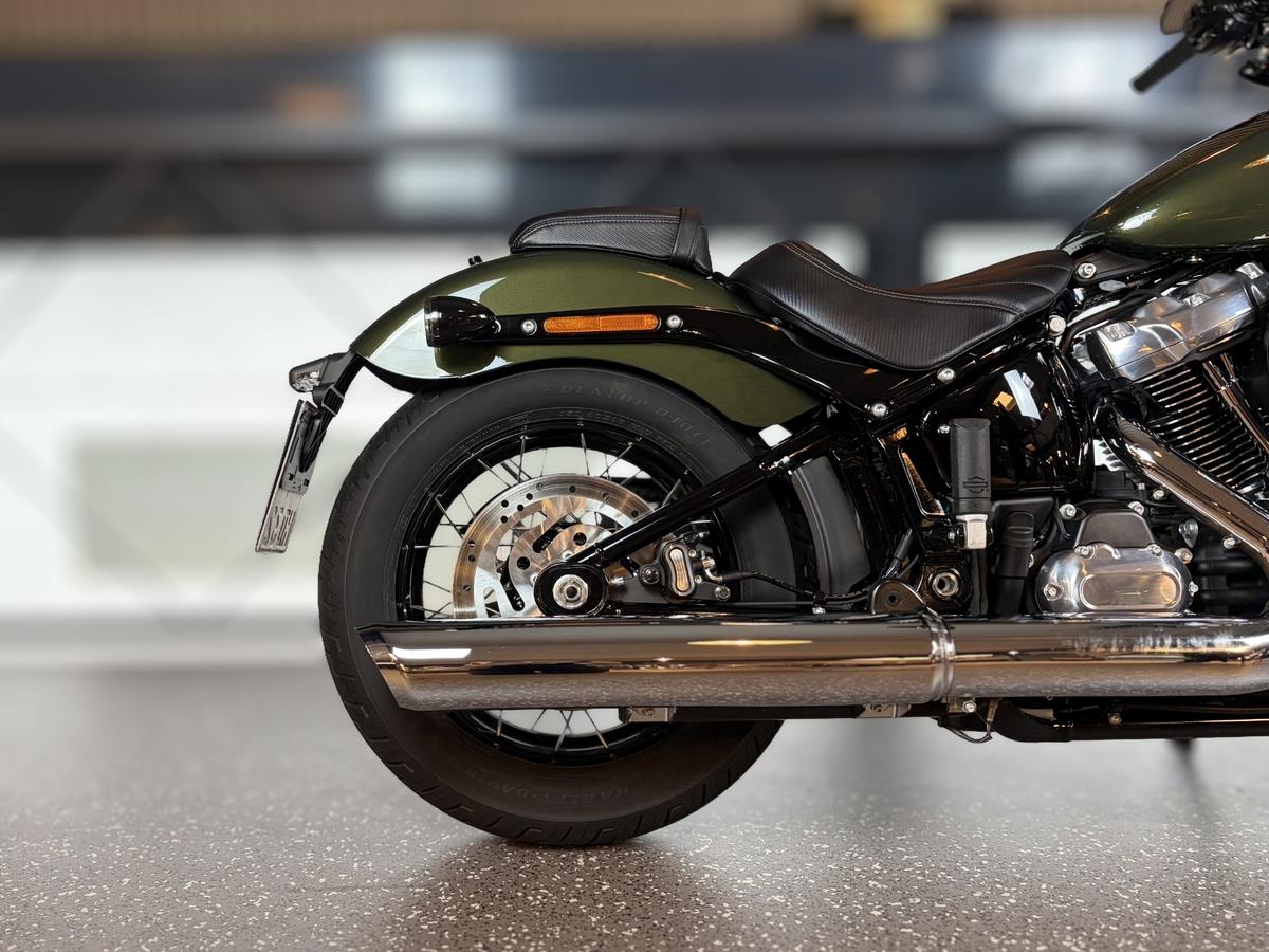 FXBB Street Bob 117 