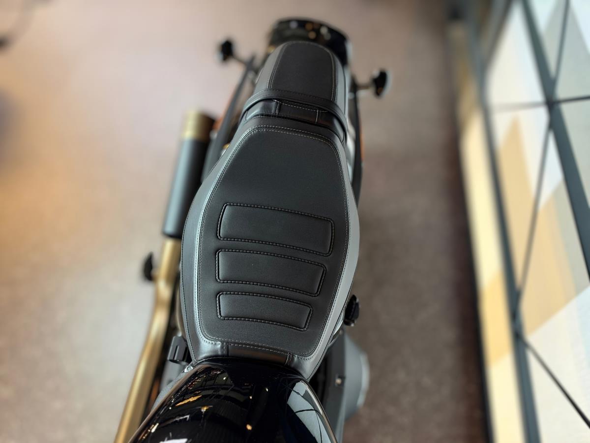 FXFBS Fat Bob 114  | JEKILL & HYDE