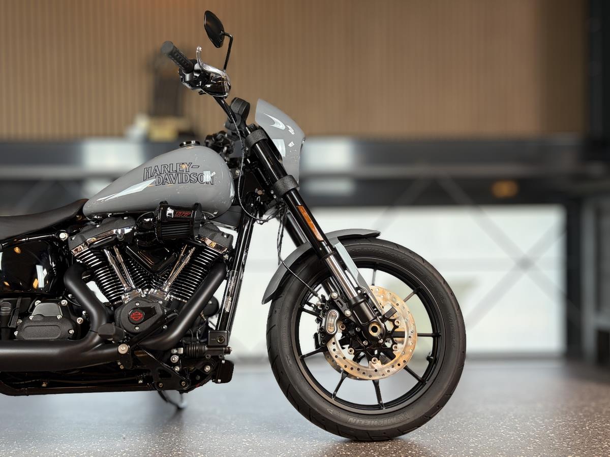FXLRS Softail Low Rider S 117 