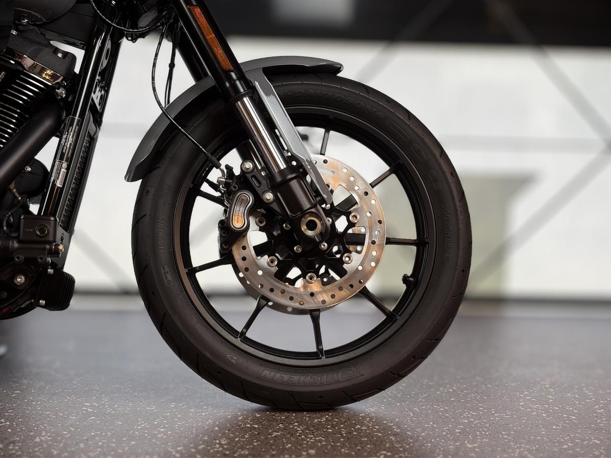 FXLRS Softail Low Rider S 117 