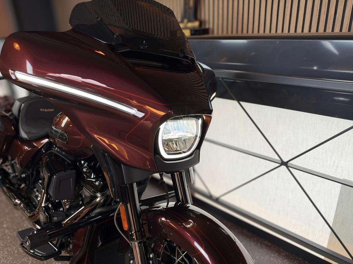 FLHXSE CVO Street Glide 121  | JEKILL & HYDE