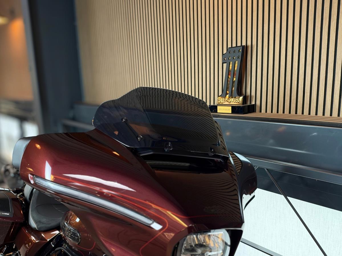 FLHXSE CVO Street Glide 121  | JEKILL & HYDE