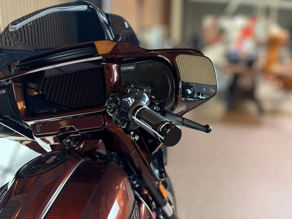FLHXSE CVO Street Glide 121  | JEKILL & HYDE