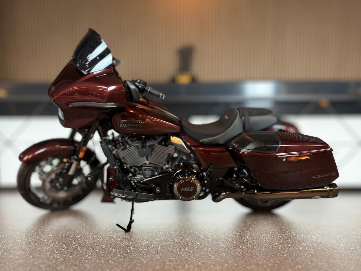 FLHXSE CVO Street Glide 121  | JEKILL & HYDE