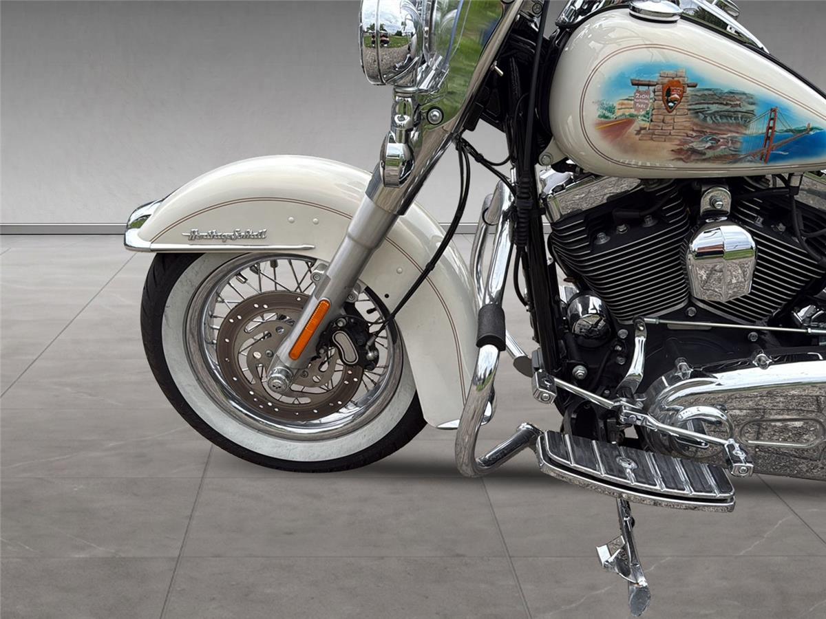 2014 harley-davidson FLSTC Softail Heritage Classic ABS
