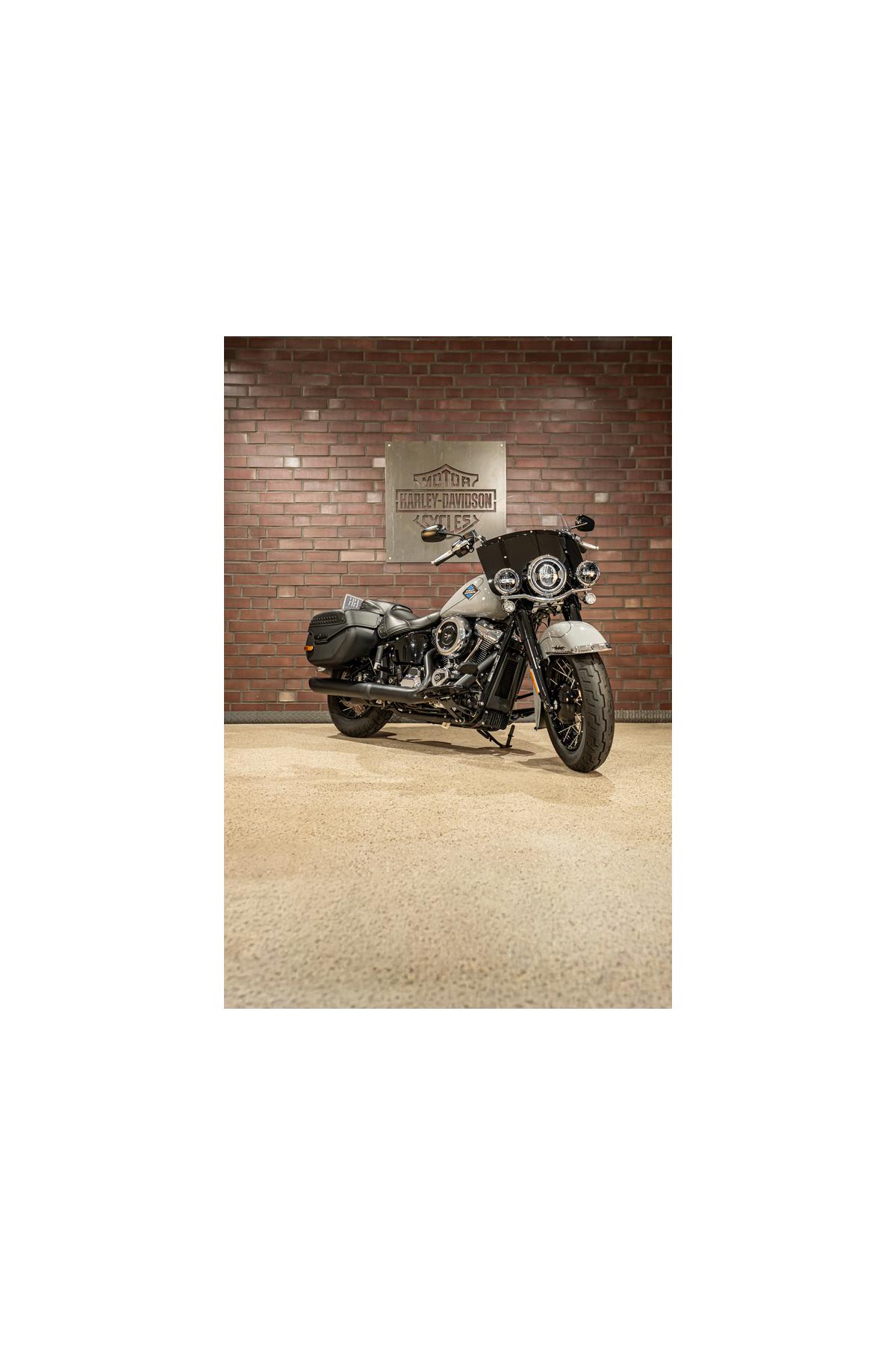 FLHC Softail Heritage Classic Original 2025