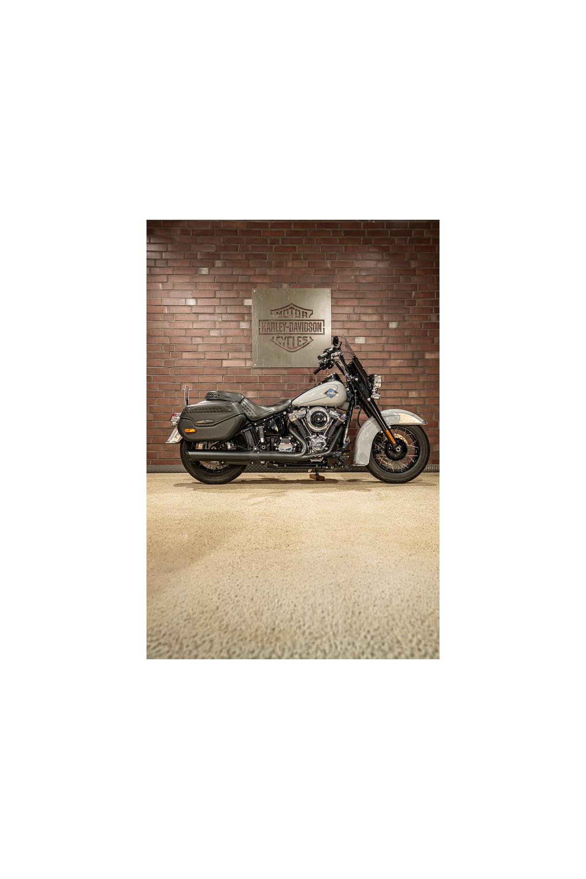 FLHC Softail Heritage Classic Original 2025