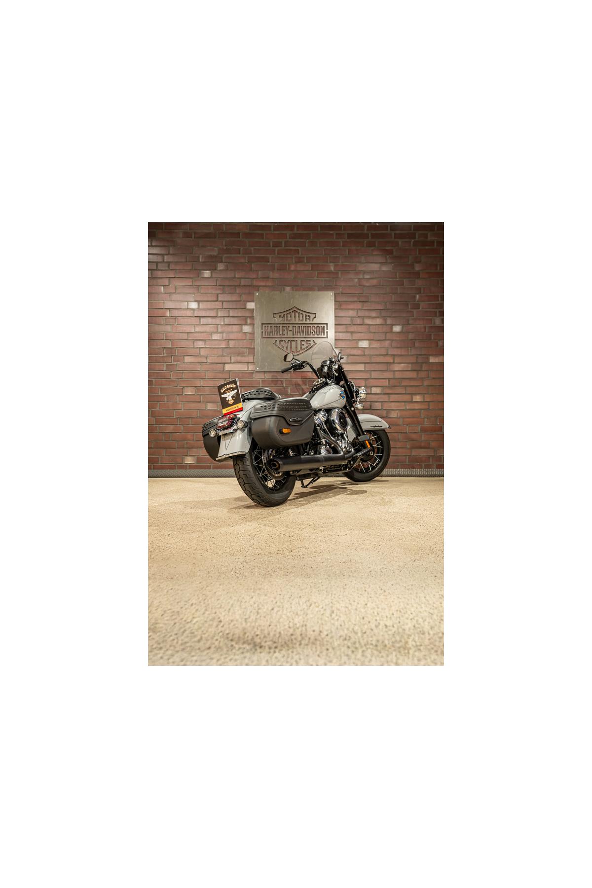 FLHC Softail Heritage Classic Original 2025
