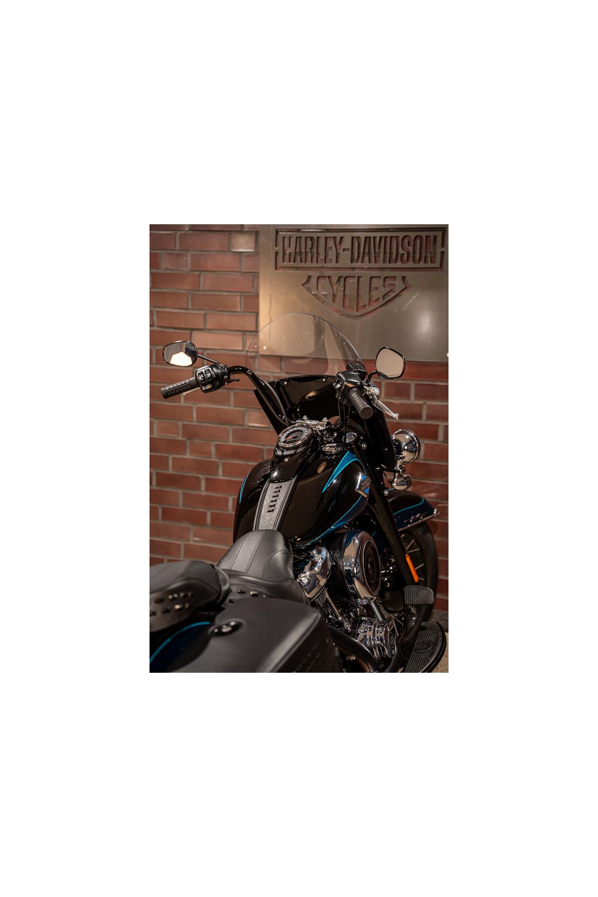 FLHC Softail Heritage Classic 