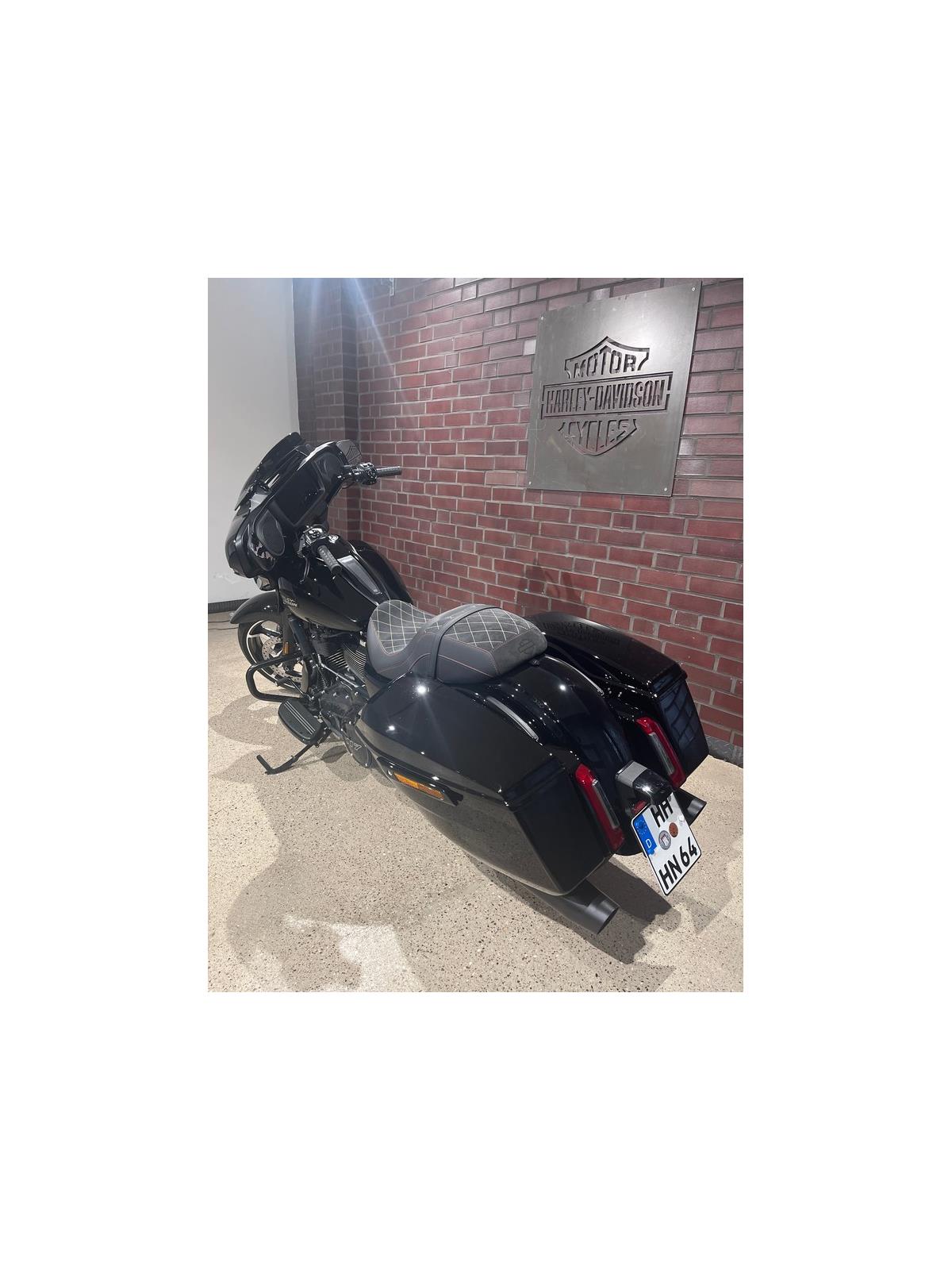 FLHX Street Glide 