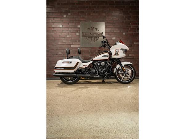 FLTRX Road Glide 