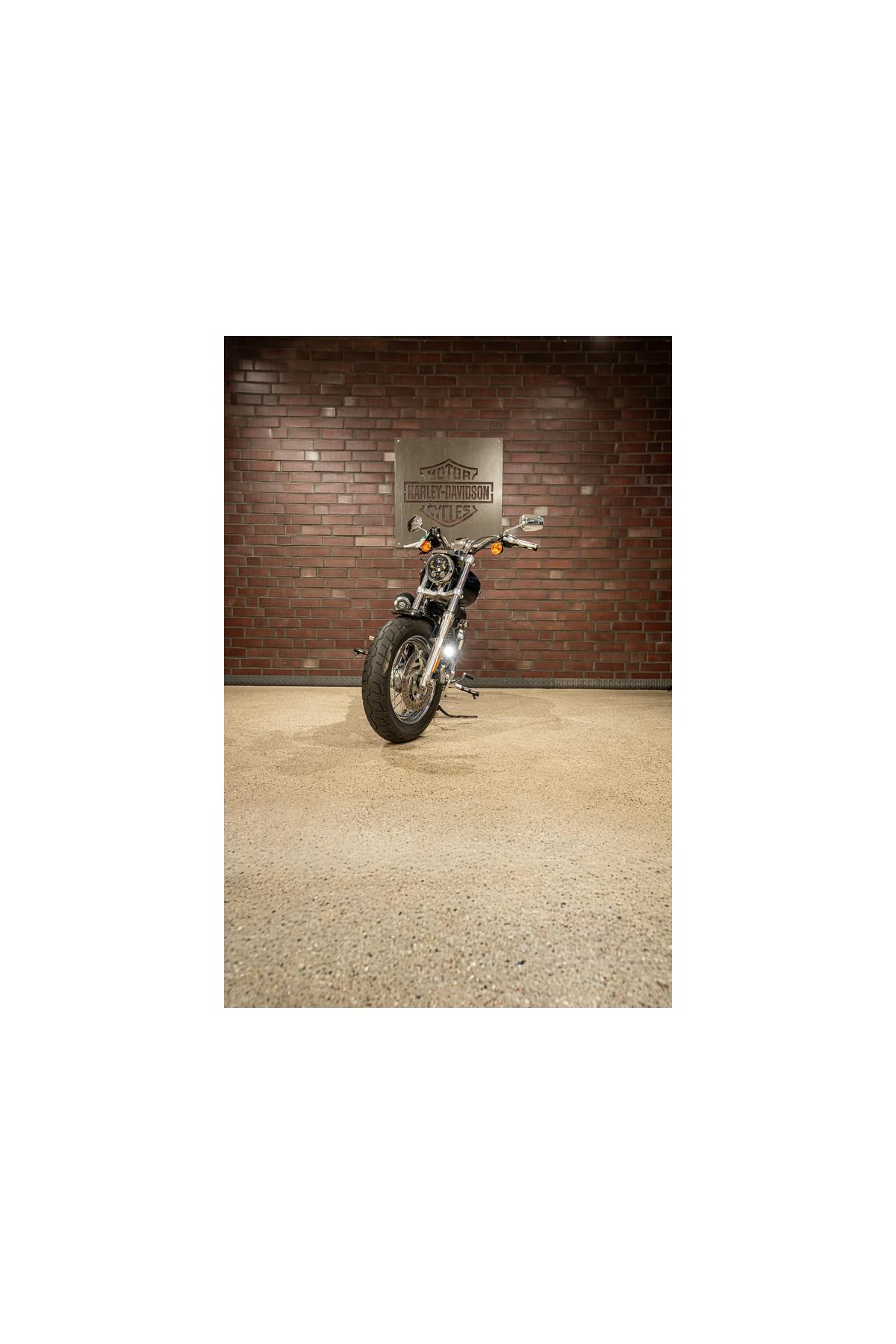 XL1200C Sportster Custom Jekill & Hyde