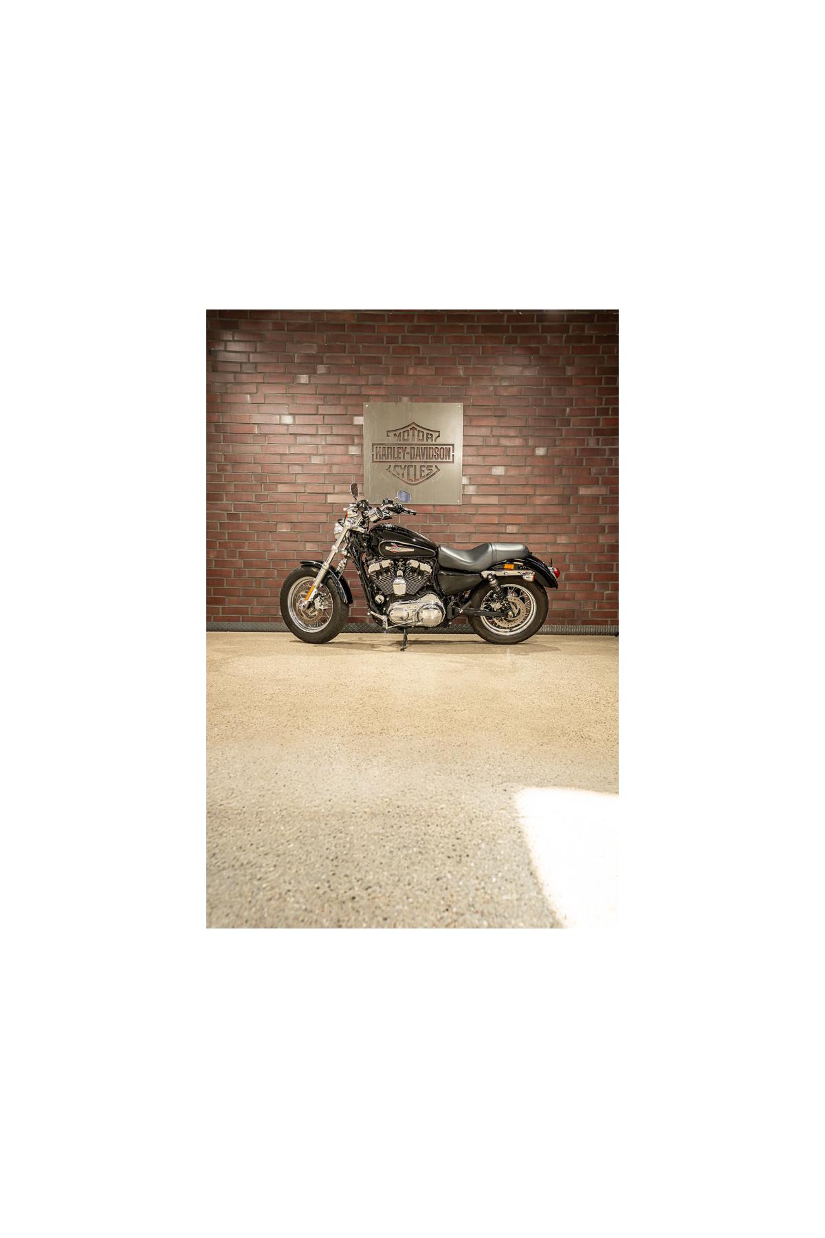 XL1200C Sportster Custom Jekill & Hyde