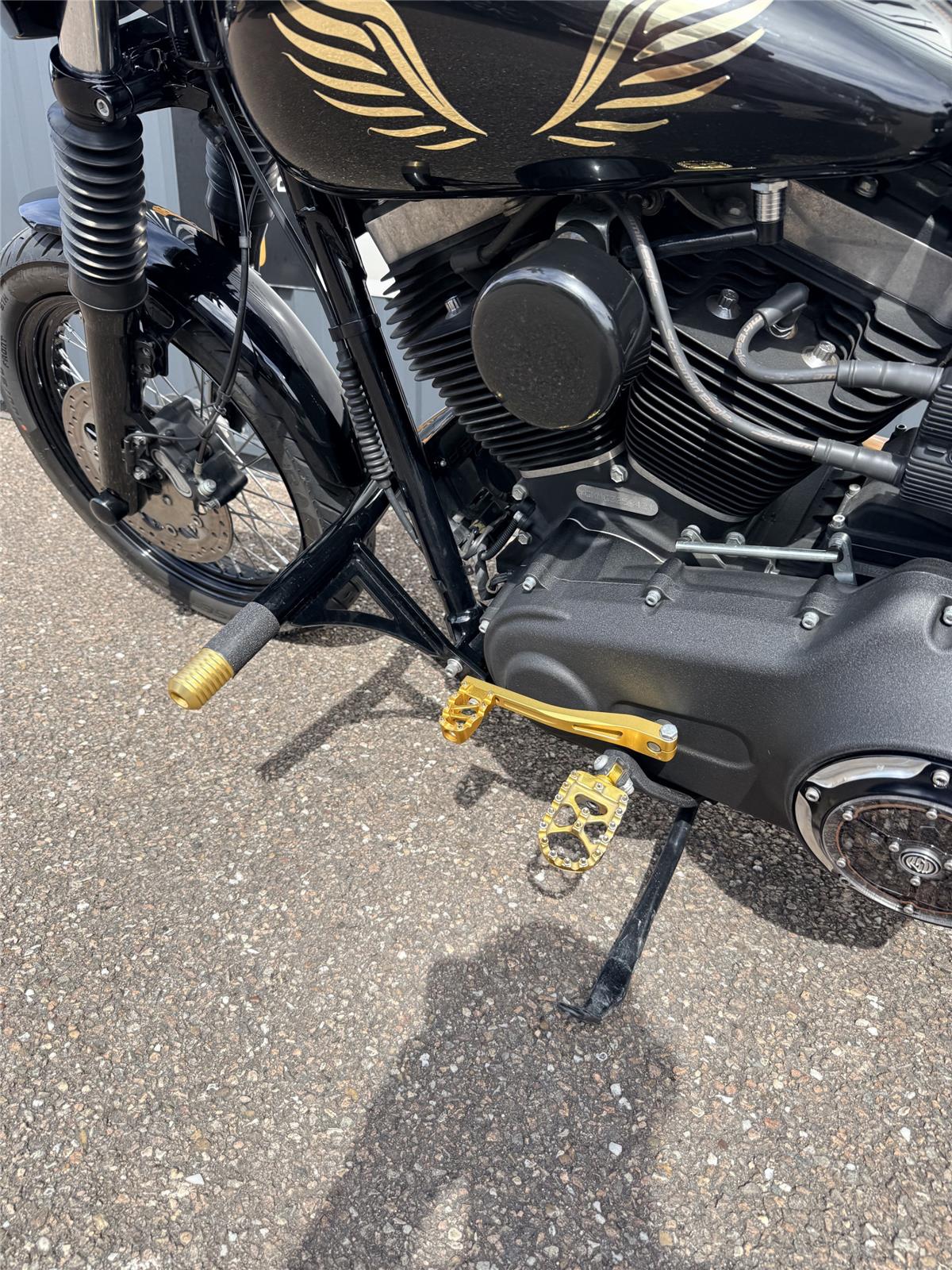 2016 HARLEY-DAVIDSON STREET BOB
