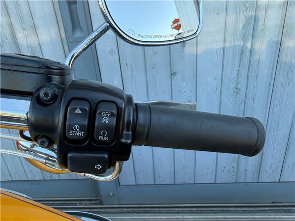 2014 HARLEY-DAVIDSON SUPER GLIDE