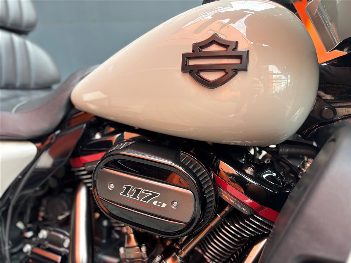 2020 Harley-Davidson CVO Limited FLHTKSE