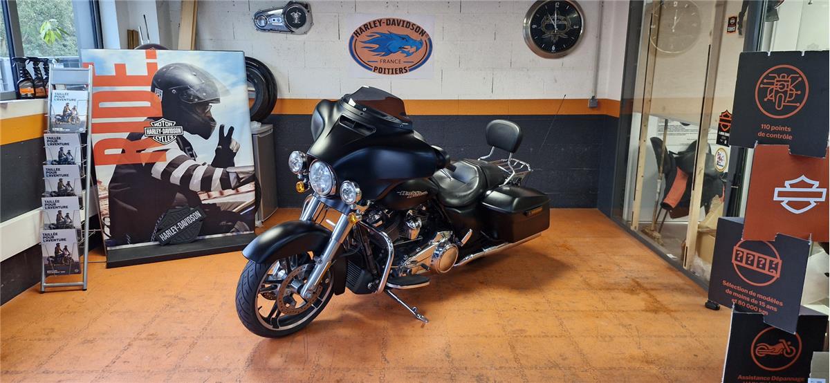 2016 HARLEY-DAVIDSON STREET GLIDE