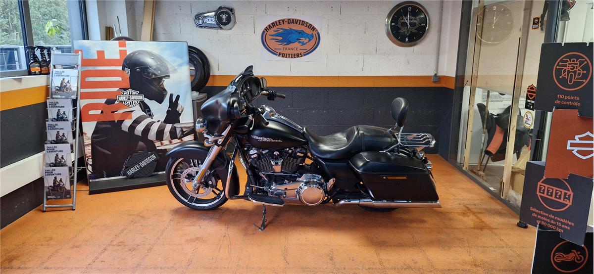 2016 HARLEY-DAVIDSON STREET GLIDE