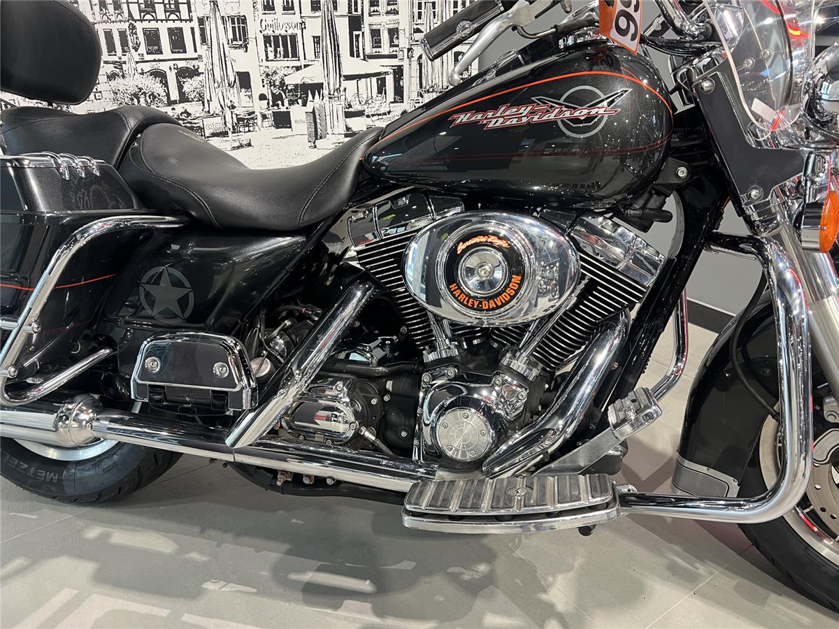 2013 HARLEY-DAVIDSON ROAD KING