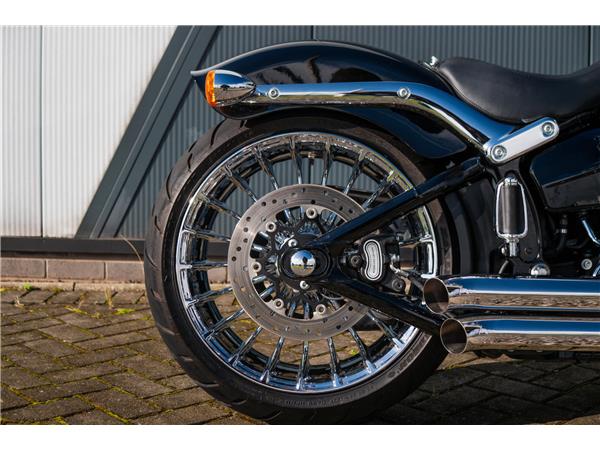 2016 Harley-Davidson Breakout