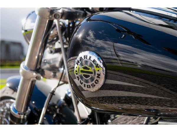 2016 Harley-Davidson Breakout