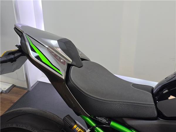 2025 KAWASAKI Z900 SE PERFORMANCE