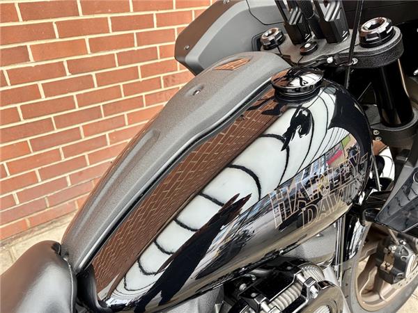 2023 HARLEY-DAVIDSON LOW RIDER ST