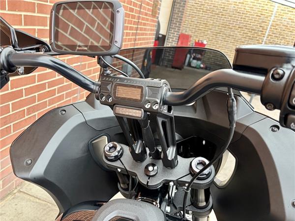2023 HARLEY-DAVIDSON LOW RIDER ST