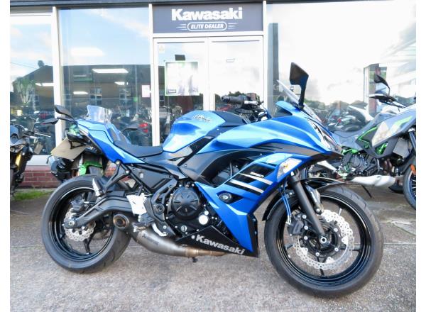 KAWASAKI NINJA 650 PERFORMANCE EDITION