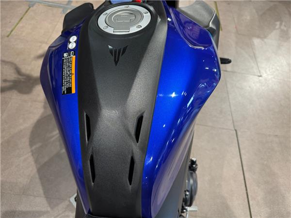 2025 YAMAHA MT-07