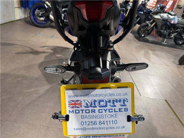 2025 YAMAHA MT-07