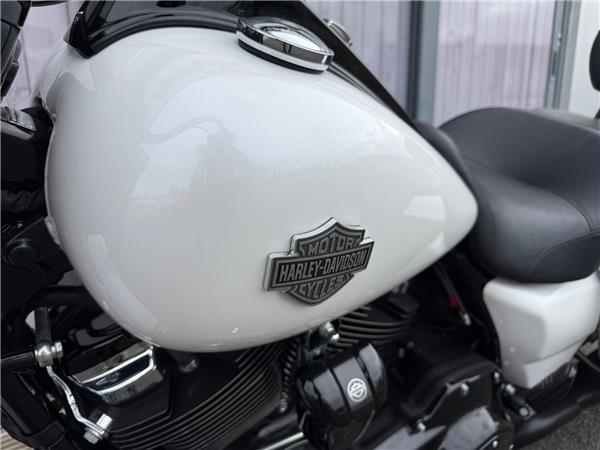 2024 HARLEY-DAVIDSON ROAD KING SPECIAL