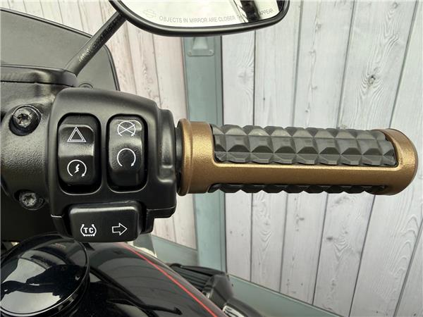 2024 HARLEY-DAVIDSON LOW RIDER ST