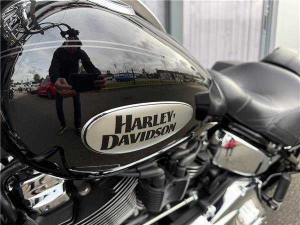 2022 HARLEY-DAVIDSON SOFTAIL FLHCS HERITAGE CLASSIC 114