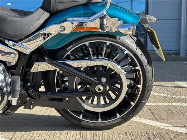 2026 HARLEY-DAVIDSON SOFTAIL BREAKOUT 117