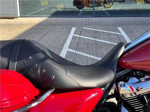 2021 HARLEY-DAVIDSON TOURING FLHR ROAD KING