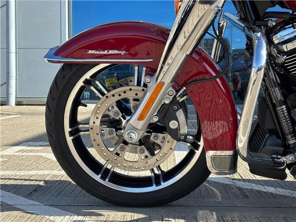 2021 HARLEY-DAVIDSON TOURING FLHR ROAD KING