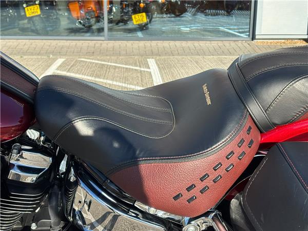 2023 HARLEY-DAVIDSON SOFTAIL FLSTC HERITAGE SOFTAIL CLASSIC