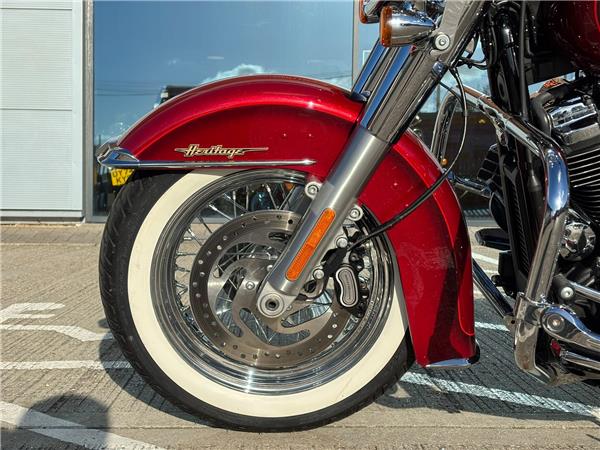 2023 HARLEY-DAVIDSON SOFTAIL FLSTC HERITAGE SOFTAIL CLASSIC