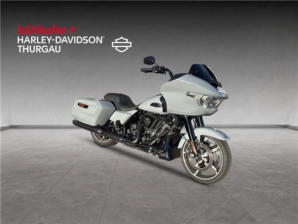 2026 harley-davidson FLTRX Road Glide Black Finish 117