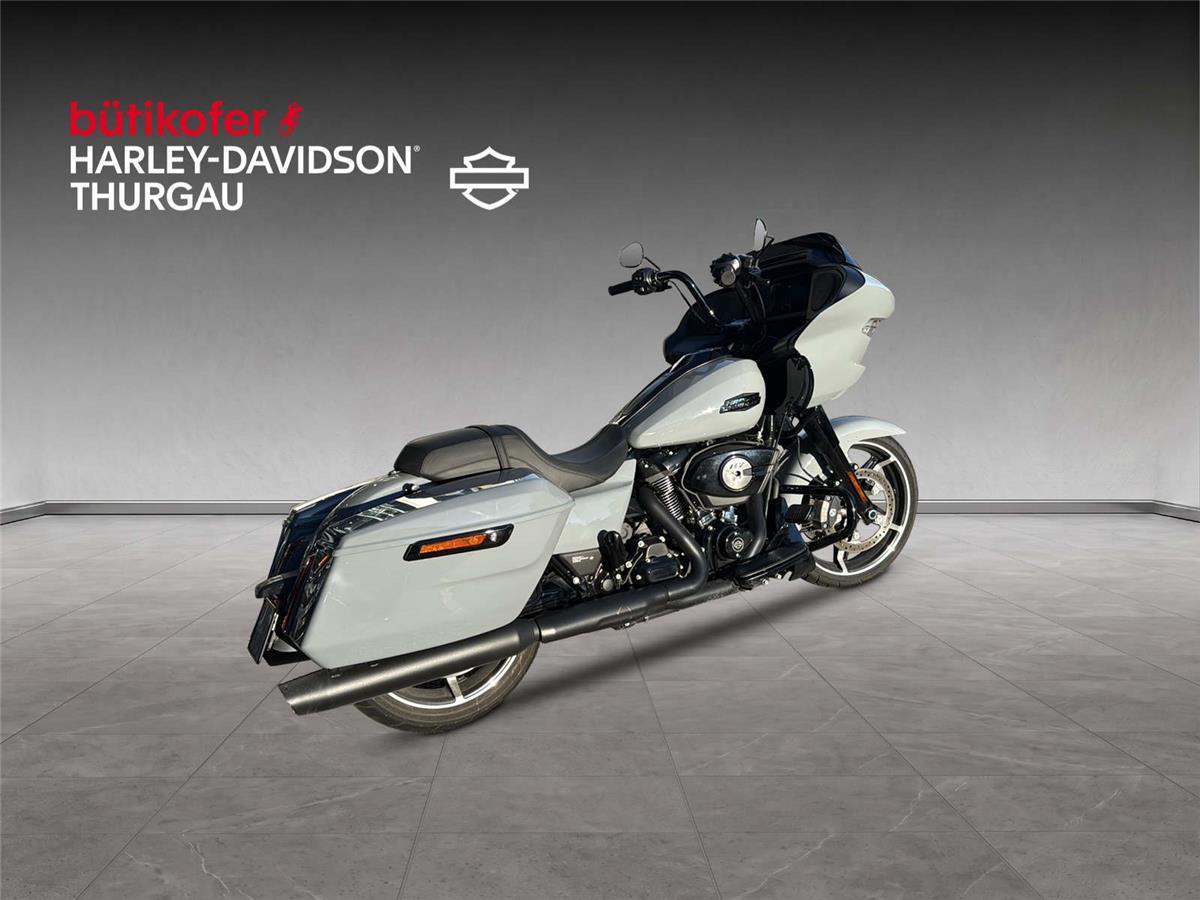 2026 harley-davidson FLTRX Road Glide Black Finish 117