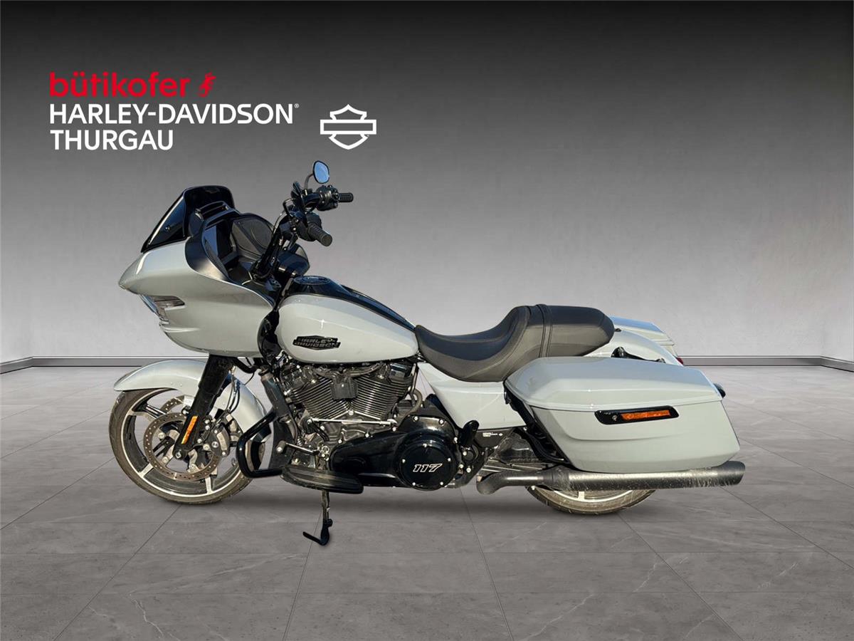 2026 harley-davidson FLTRX Road Glide Black Finish 117
