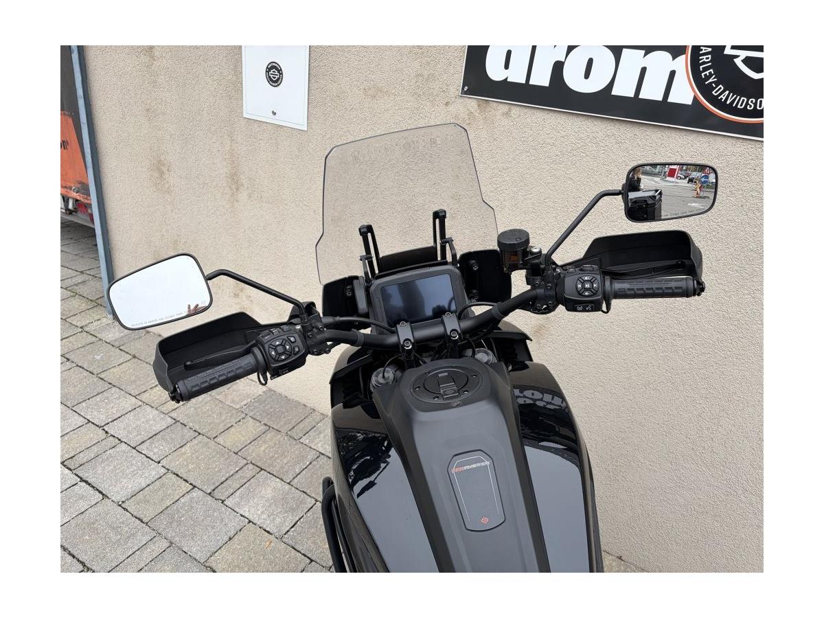2025 Harley-Davidson Pan America 1250 Special