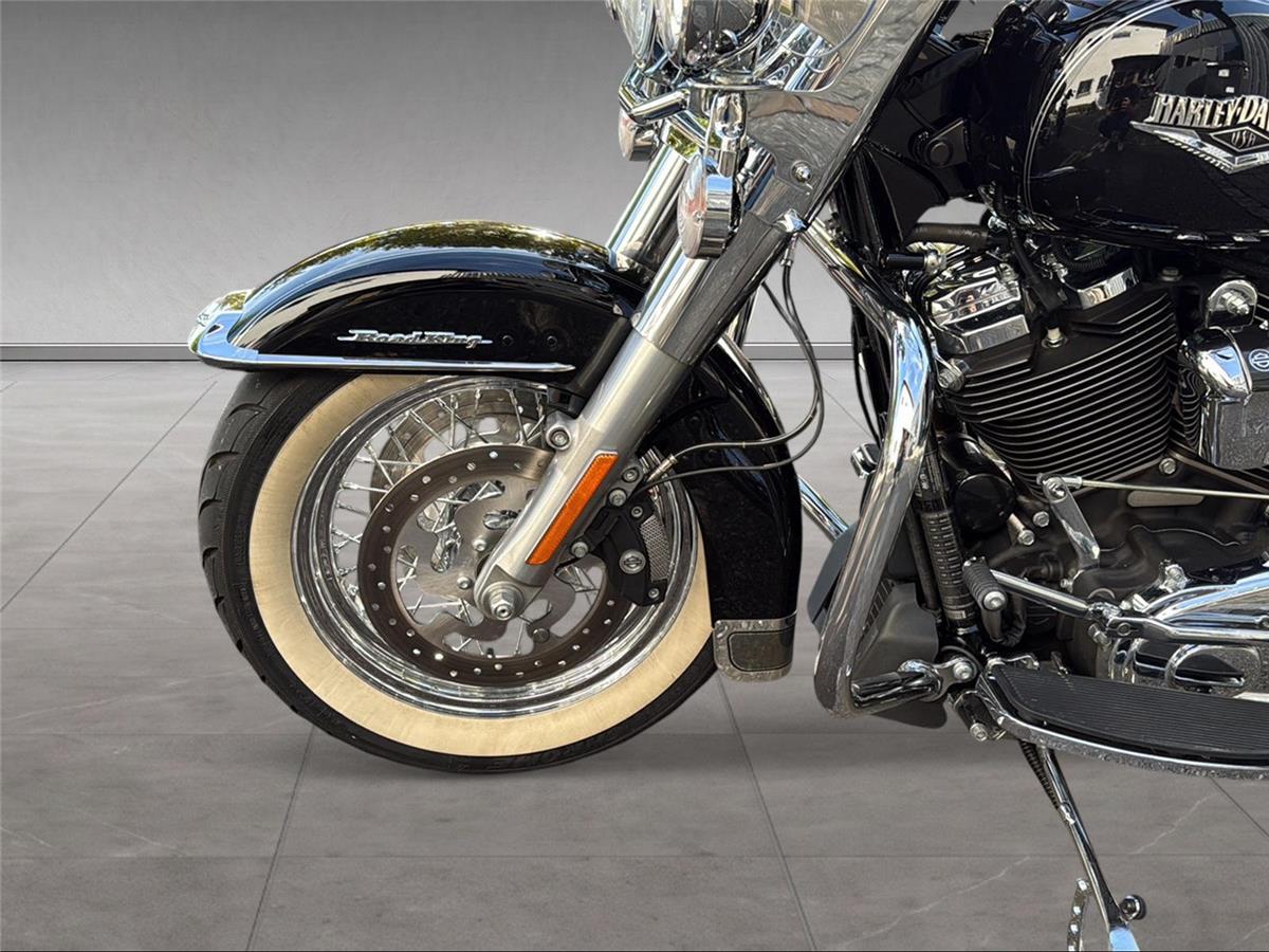 2017 harley-davidson FLHRC Road King Classic 107 ABS