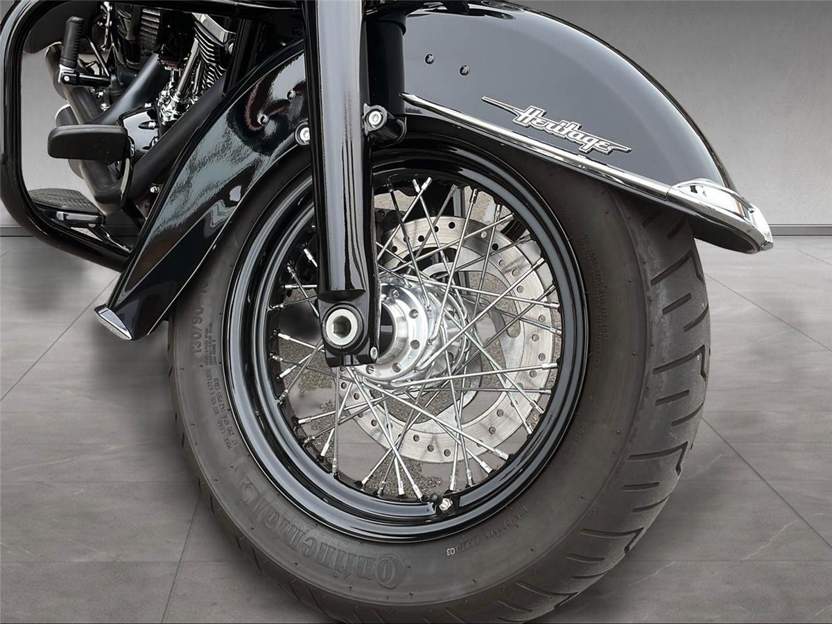 2021 harley-davidson FLHCS Heritage Classic 114