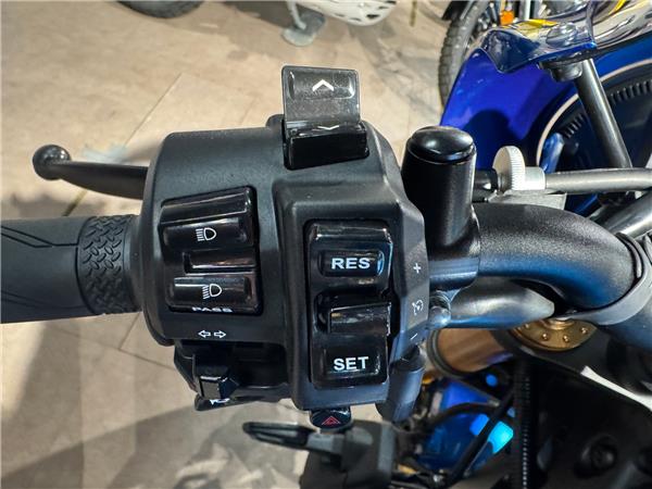 2023 YAMAHA XSR900