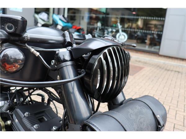 2017 HARLEY-DAVIDSON SPORTSTER XL883N IRON
