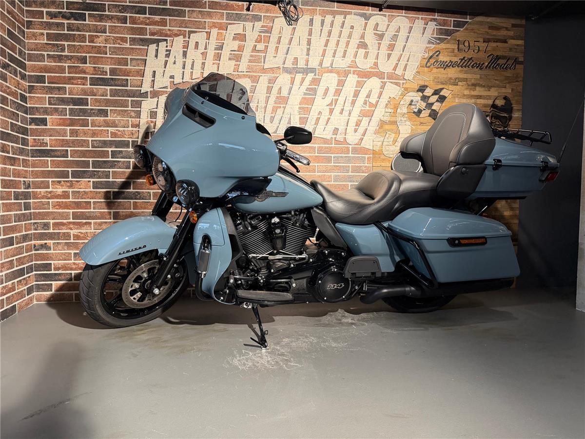 2024 harley-davidson FLHTK Electra Glide Ultra Limited Black Finish114